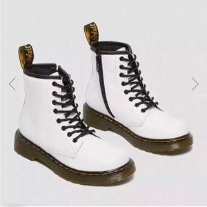 Dr Martens girls Romario white leather boots